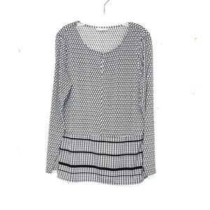 Dana Buchman crew neck polyester &  spandex blouse Size: XL